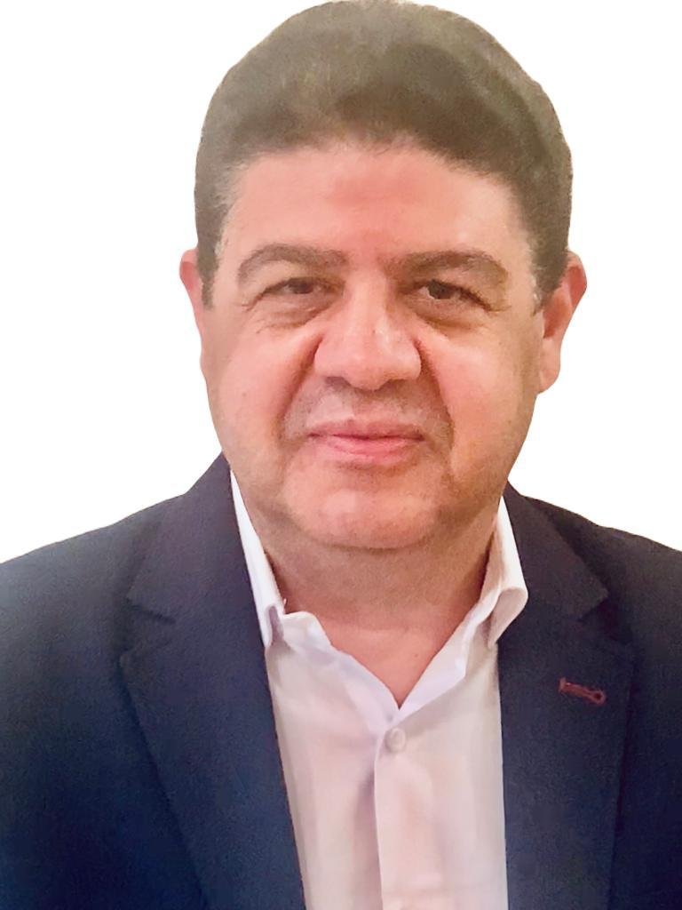 سعادة المهندس/ أشرف عبد العزيز